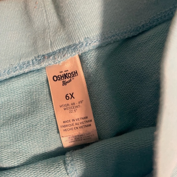 Clothing bundle - Picture 2 of 5